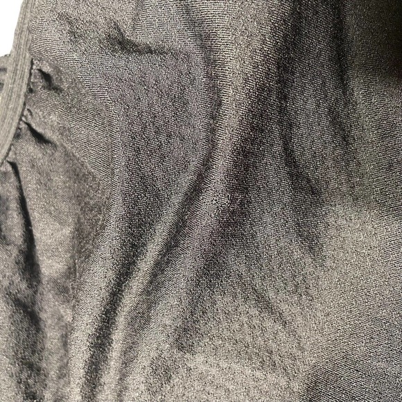 Lululemon No Limits Tank Top With Built In Bra Black Yoga Mesh Airy Size 4 - Picture 5 of 5